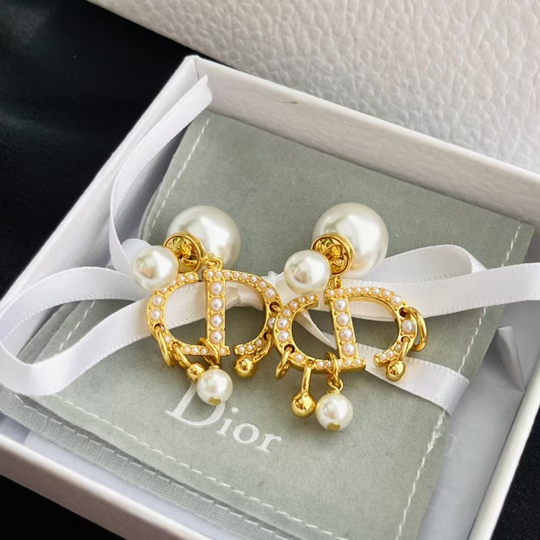 Replica Dior Baroque CD Paved Pearl Earrings