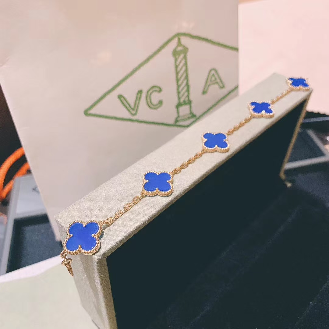 Replica Van Cleef & Arpels Vintage Alhambra Bracelet 5 Motifs