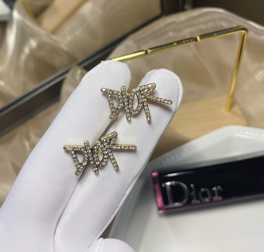 Replica Dior Letters Stud Earrings