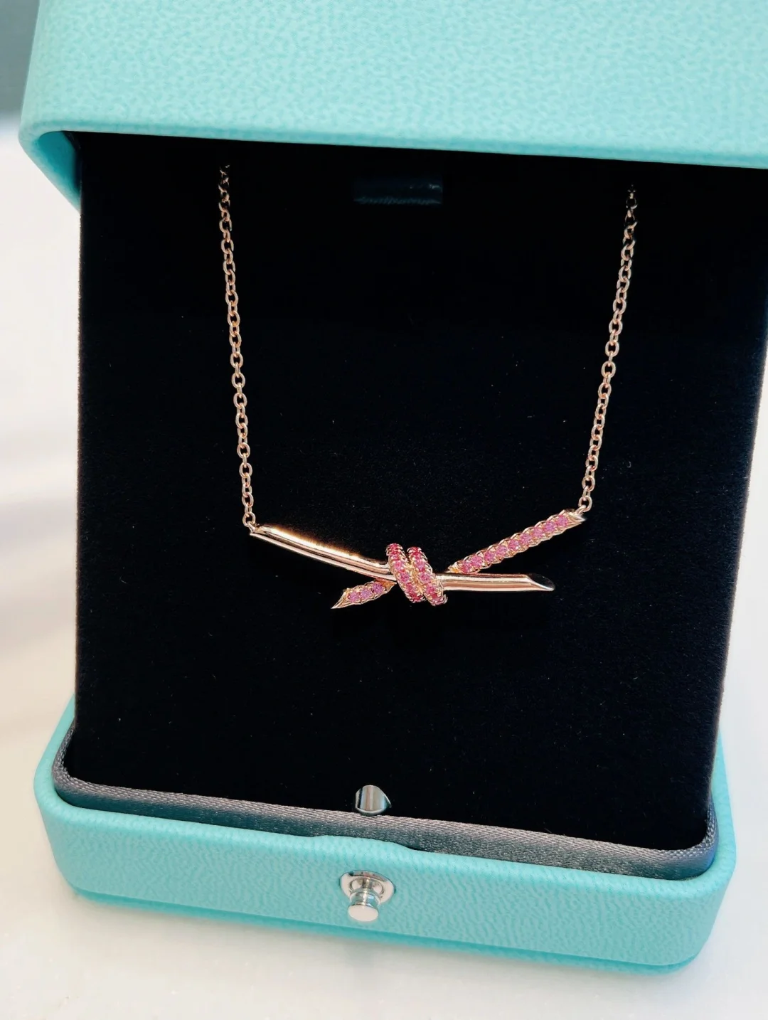 Replica Tiffany Knot Pendant Necklace