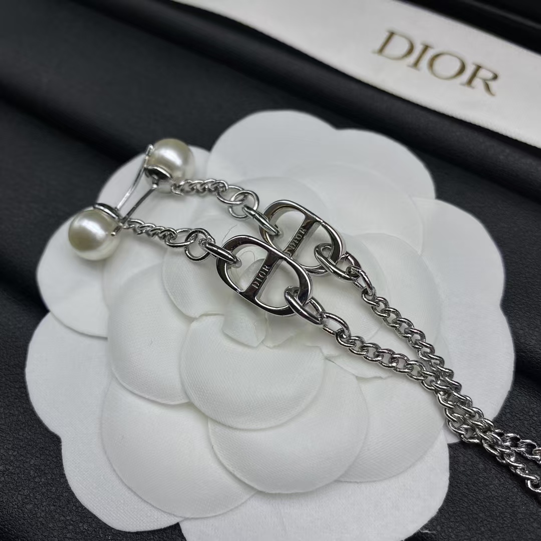 Replica Dior Chain Dangle Pearl Earrings
