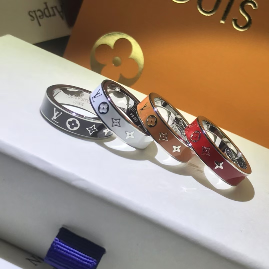 Replica Louis Vuitton Enamel Pattern Ring