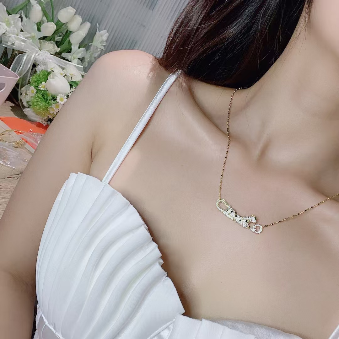 Replica Cartier Panthère de Necklace