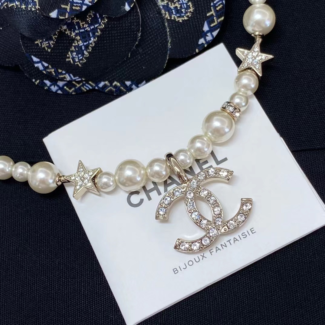 Replica Chanel Star Double C Pendant Pearl Necklace