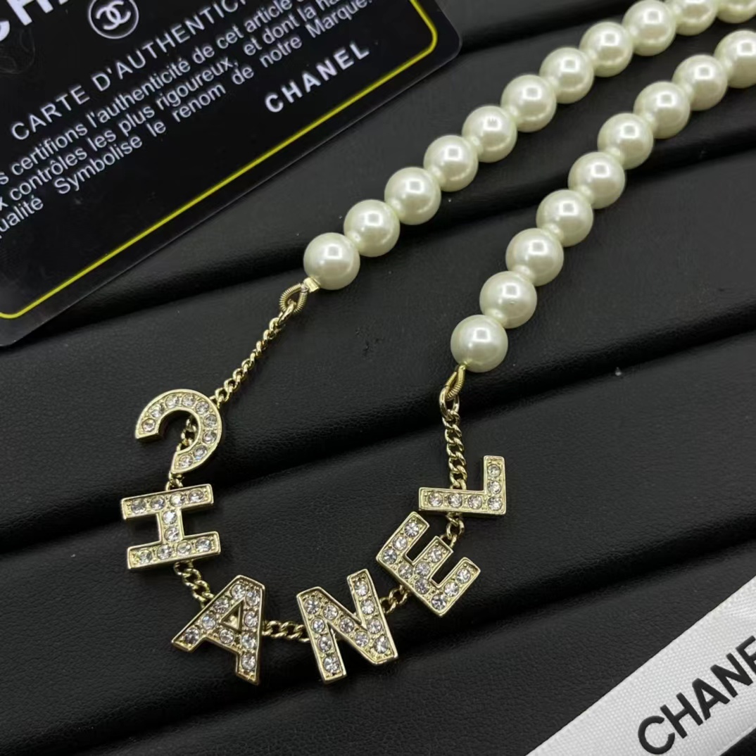 Replica Chanel Letter Pednant Pearl Chain Necklace
