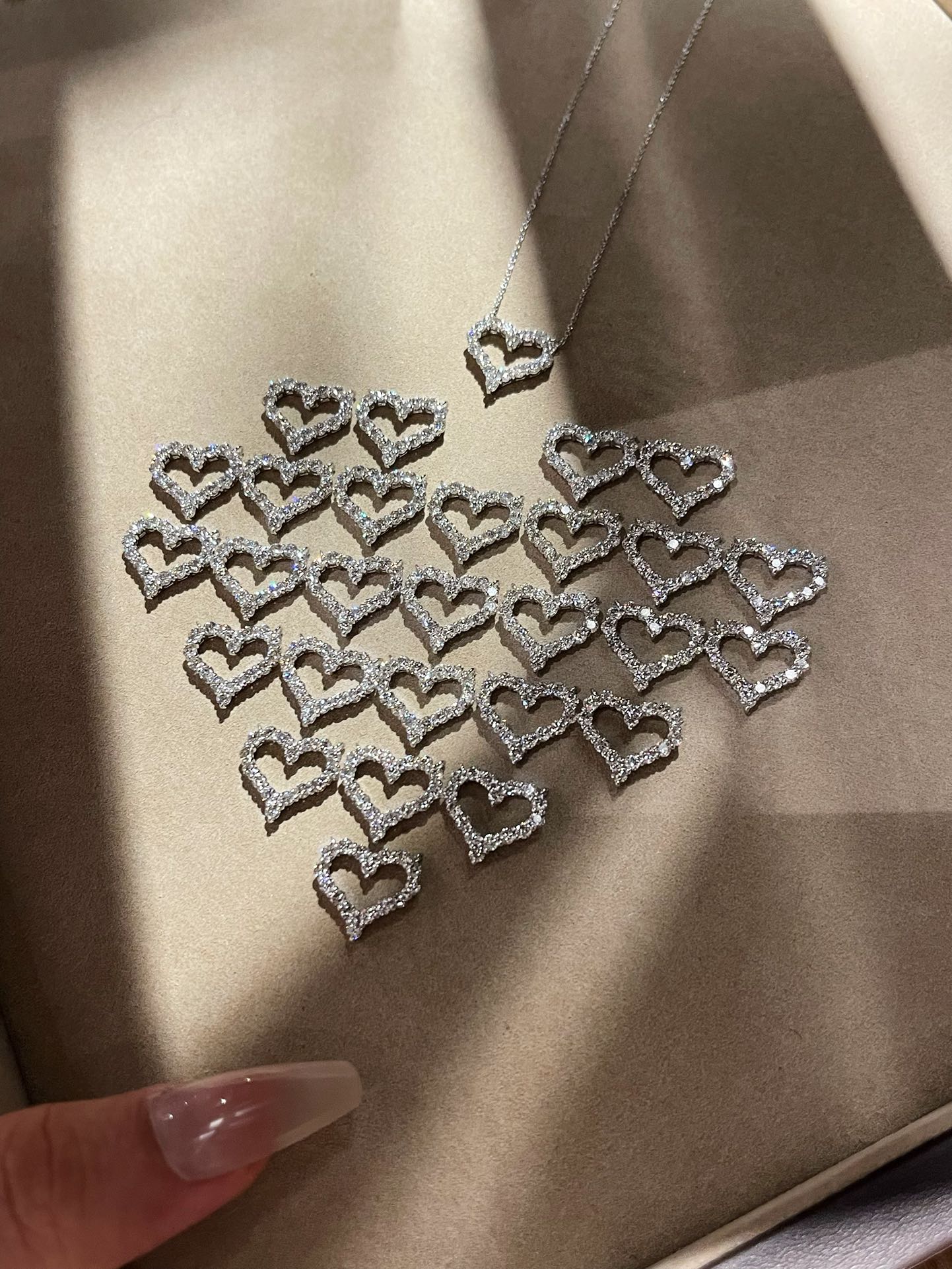 Replica Tiffany Mini Full Diamond Love Heart Pendant Necklace