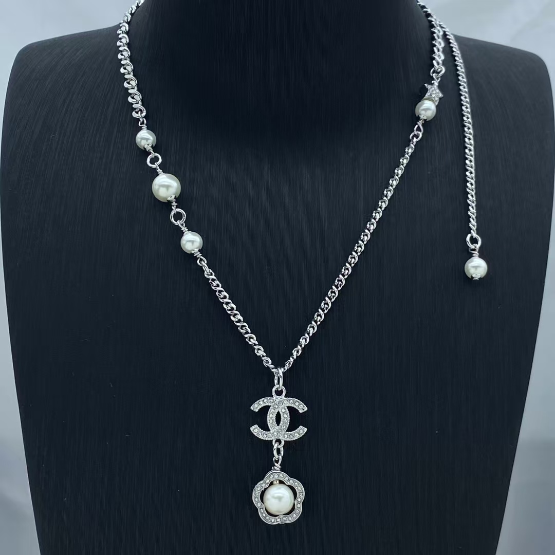 Replica Chanel Flower Drop Pendant Long Necklace