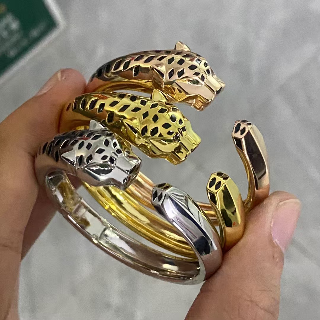 Replica Cartier Leopard Head Panthère de Bracelet