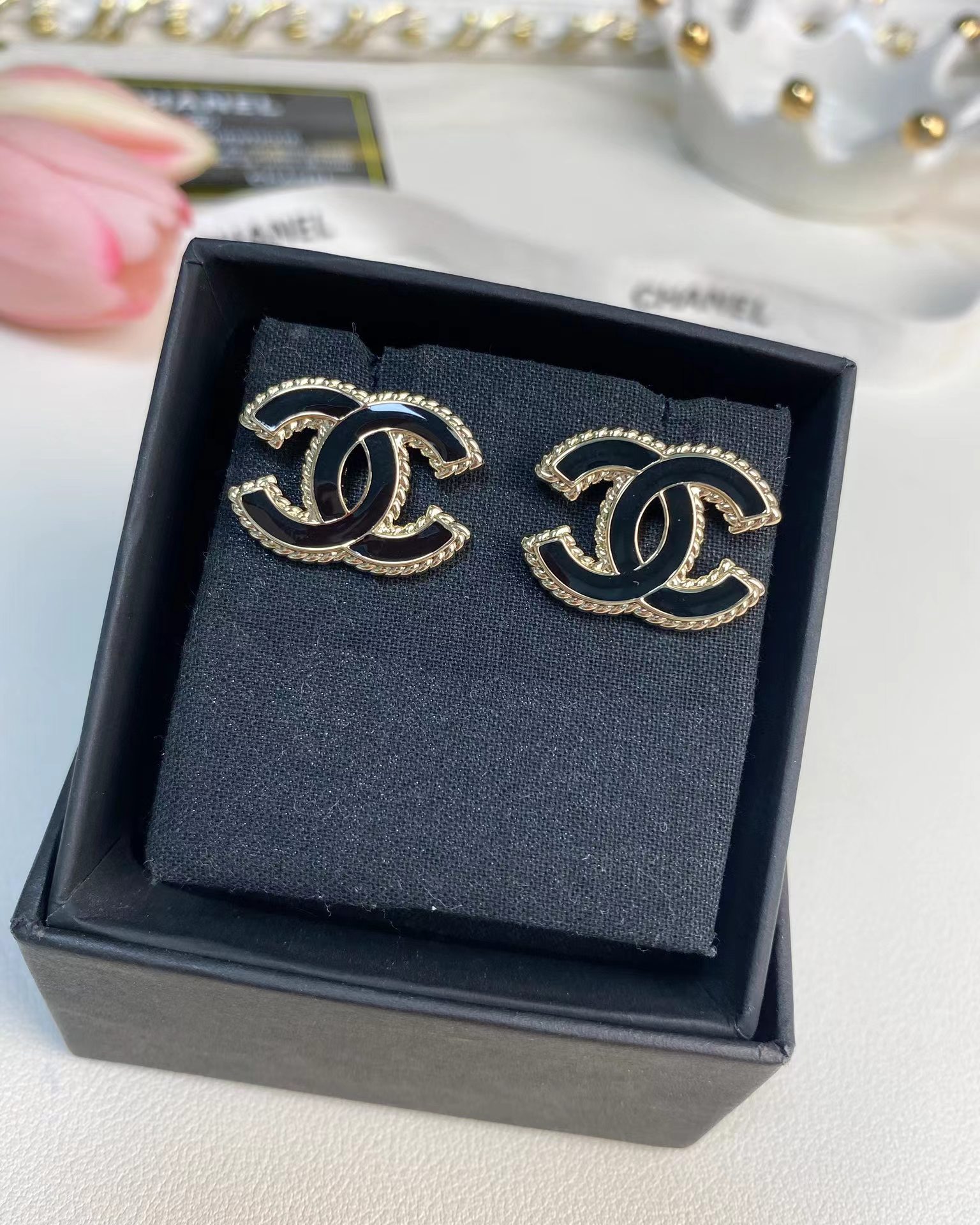 Replica Chanel Gold Edge Black Double C Earring