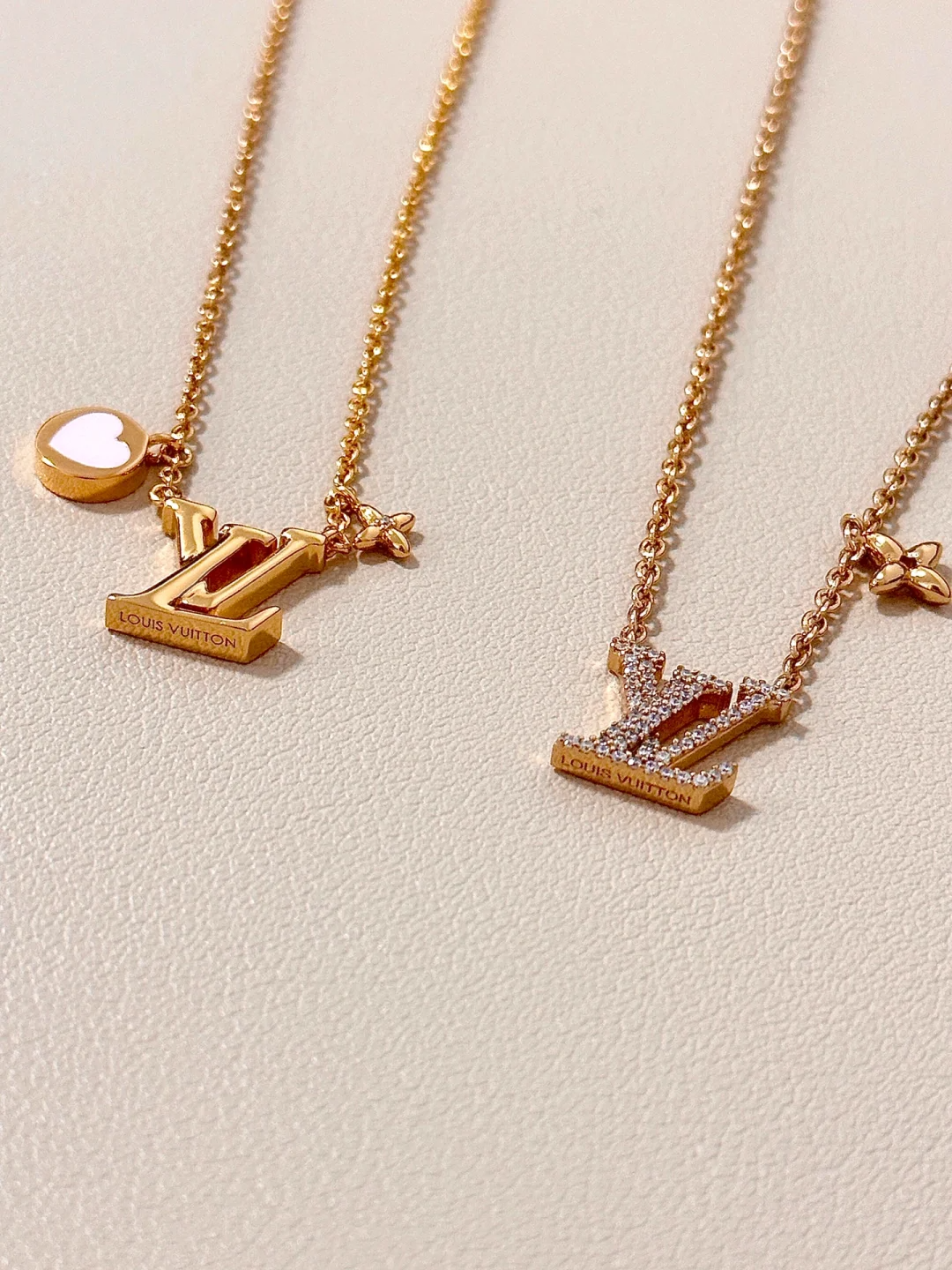 Replica Louis Vuitton LV Letter Pendant Necklaces