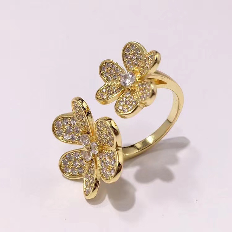 Replica Van Cleef & Arpels Four Leaf Clover Ring