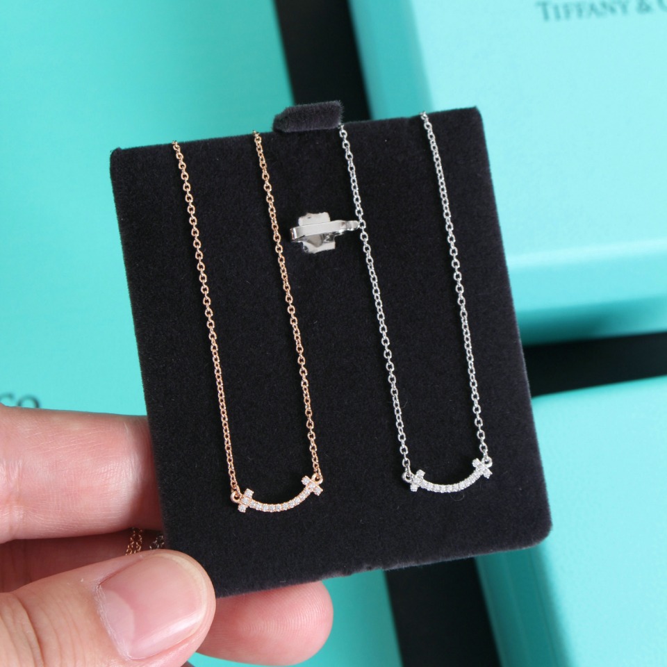 Replica Tiffany Mini Smile Pendant Necklace