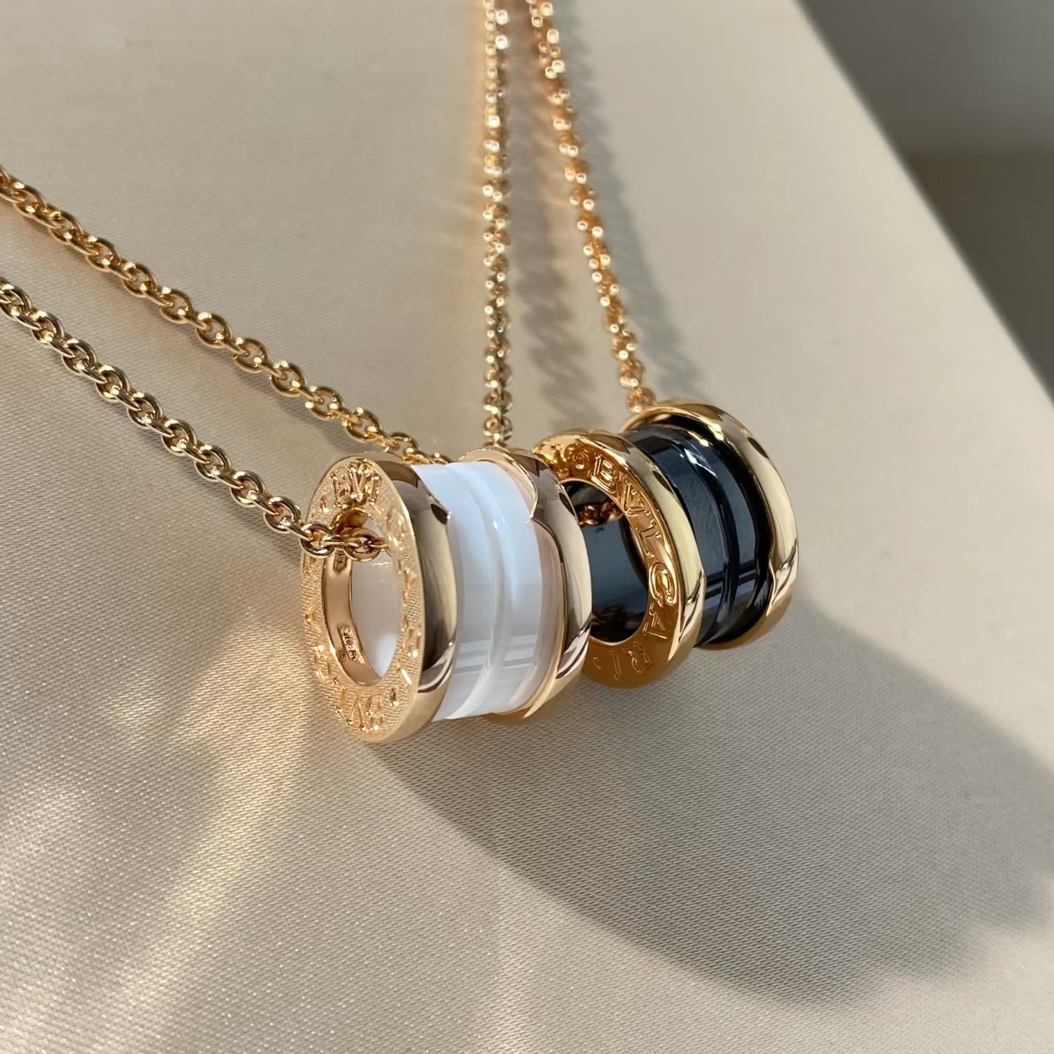 Replica Bvlgari B.zero1 Necklace - Ceramic