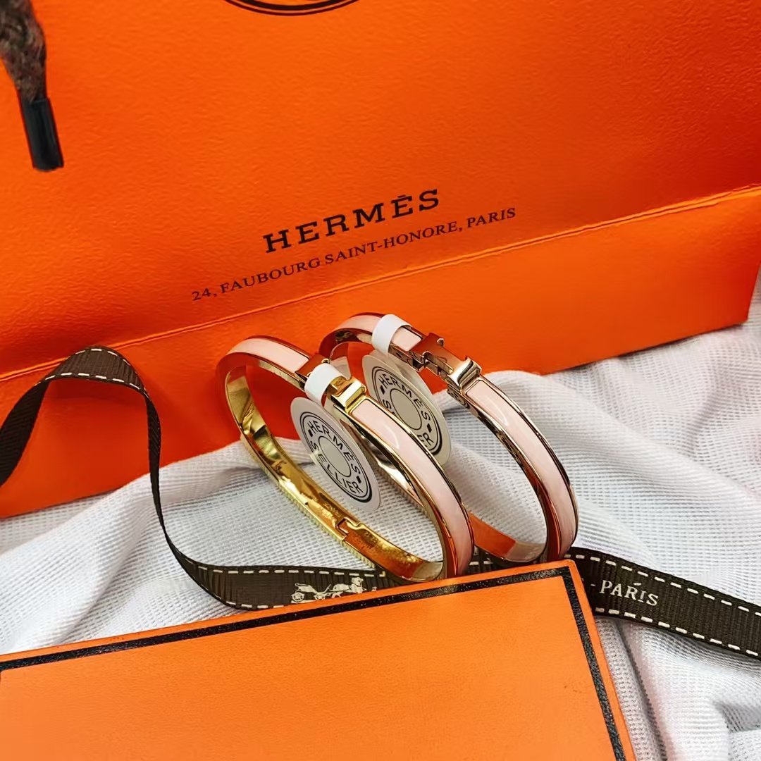 Replica Hermes H Pink Enamel Bracelet