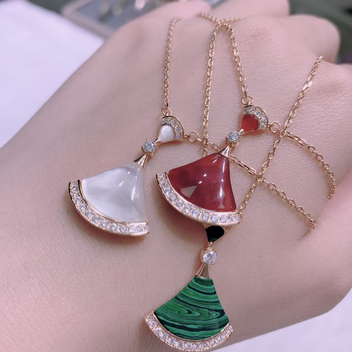 Replica Bvlgari Divas' Dream Necklace