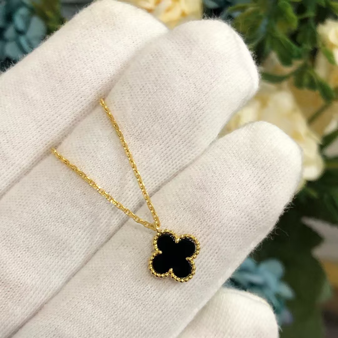 Replica Van Cleef & Arpels Sweet Alhambra Pendant Necklace - Mini