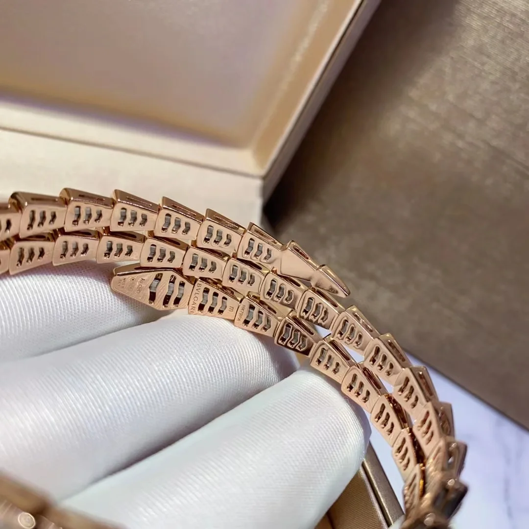 Replica Bvlgari Serpenti Viper Bracelet - Full Diamond