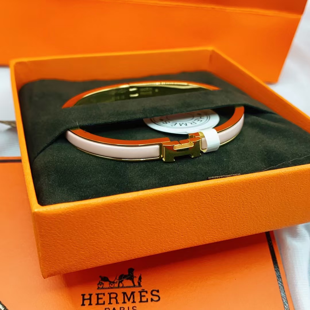 Replica Hermes H Pink Enamel Bracelet