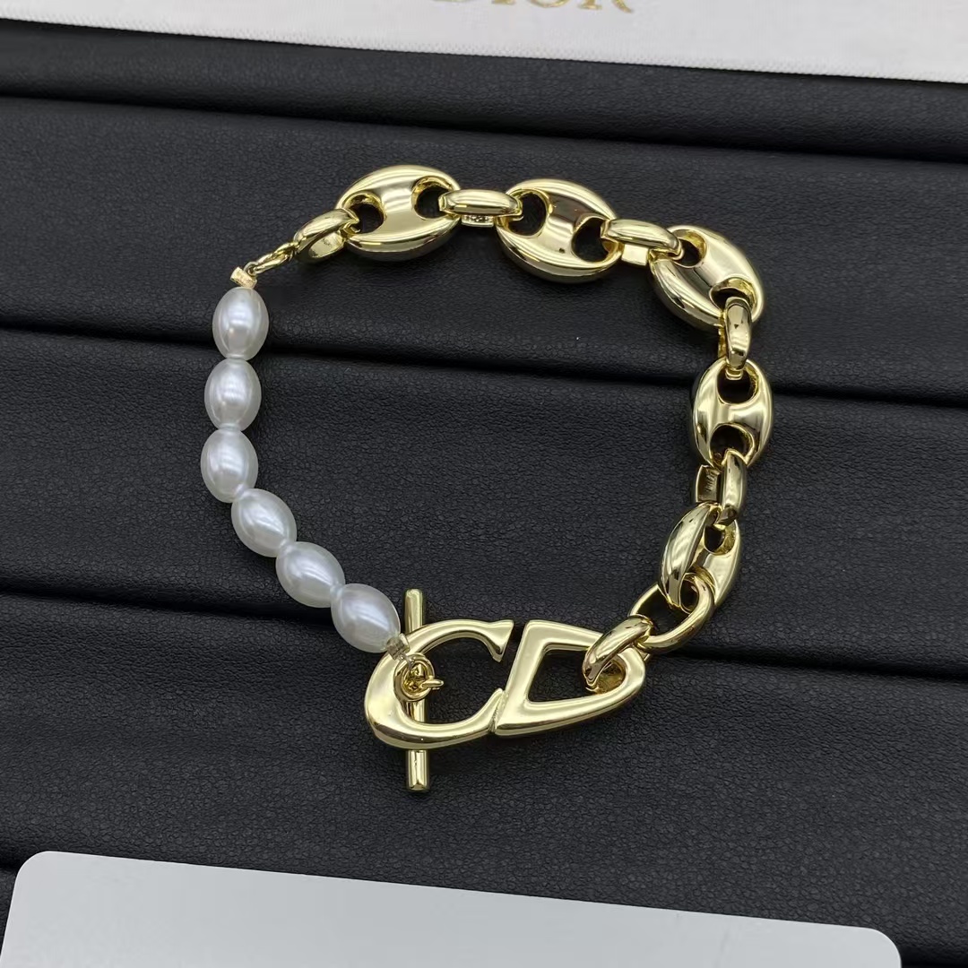 Replica Dior Pearl and Chain Bracelet