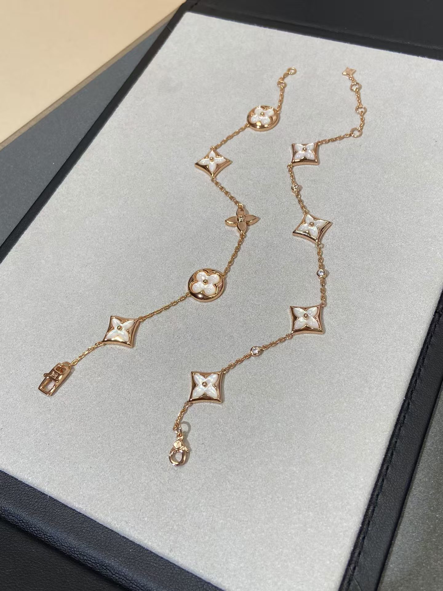 Replica Louis Vuitton Color Blossom Bracelet