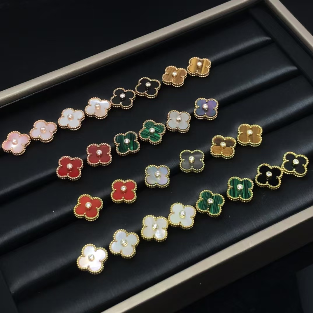 Replica Van Cleef & Arpels Vintage Alhambra Earrings