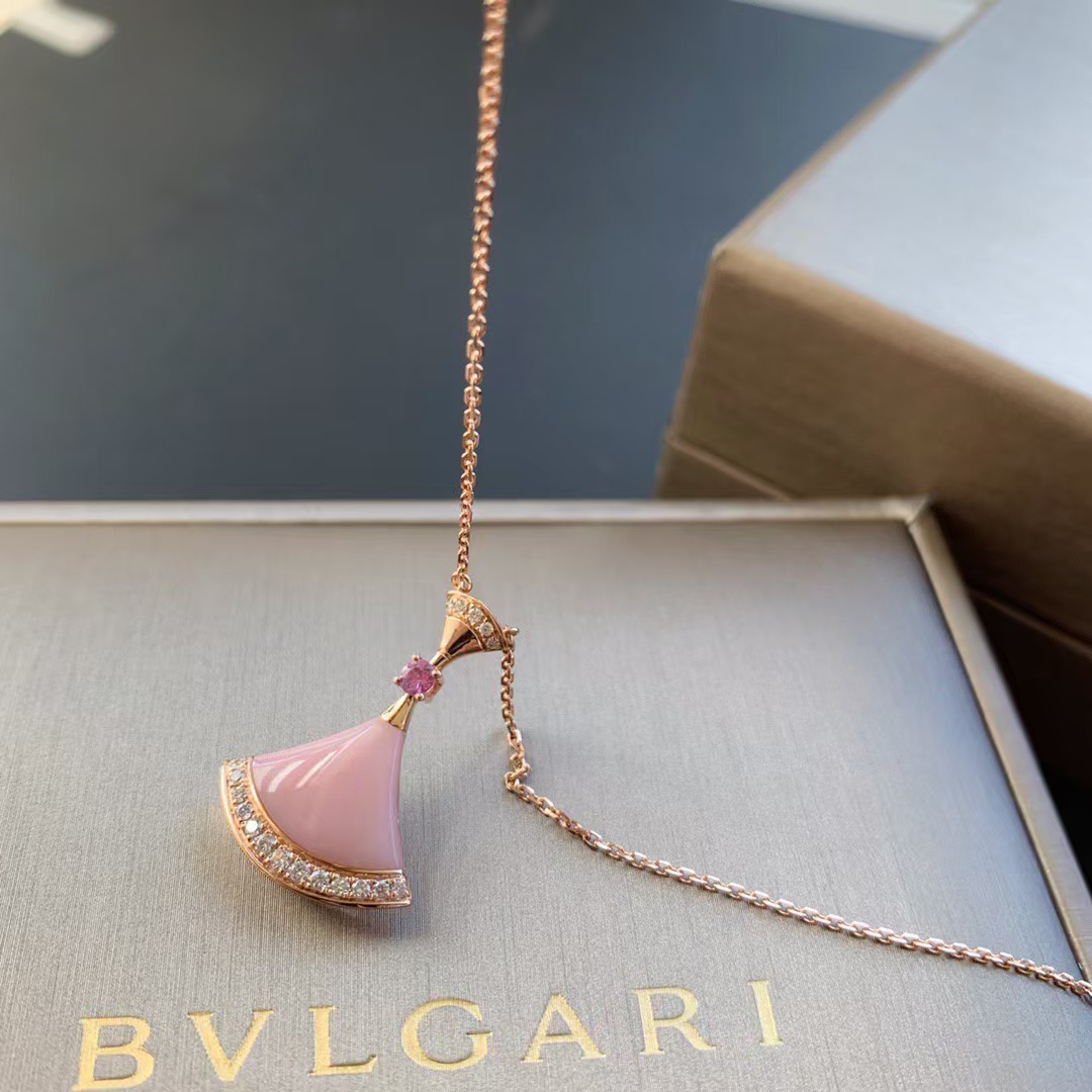 Replica Bvlgari Divas' Dream Necklace - Pink