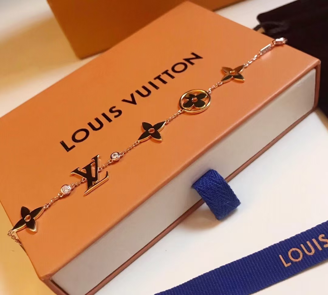 Replica Louis Vuitton Star Sun LV Letters Bracelet