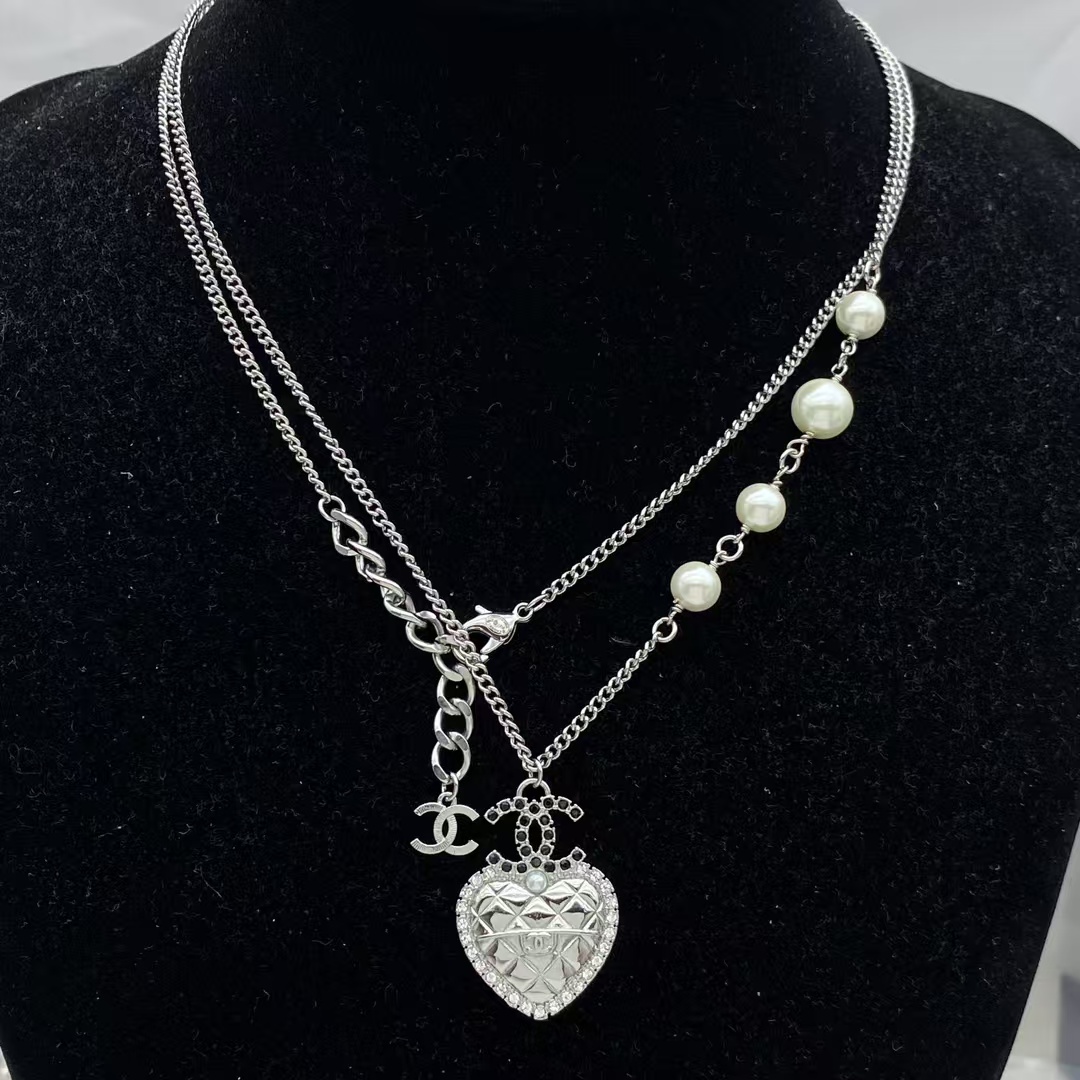 Replica Chanel Multi Wear Ways Heart Pendant Long Chain Necklace