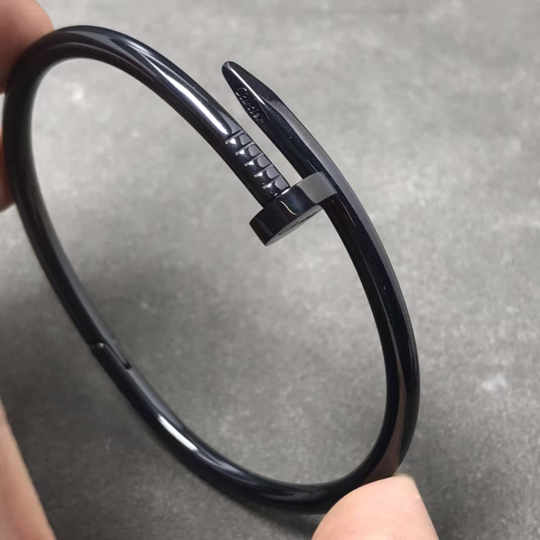 Replica Cartier Darth Vader Black Juste un Clou Bracelet