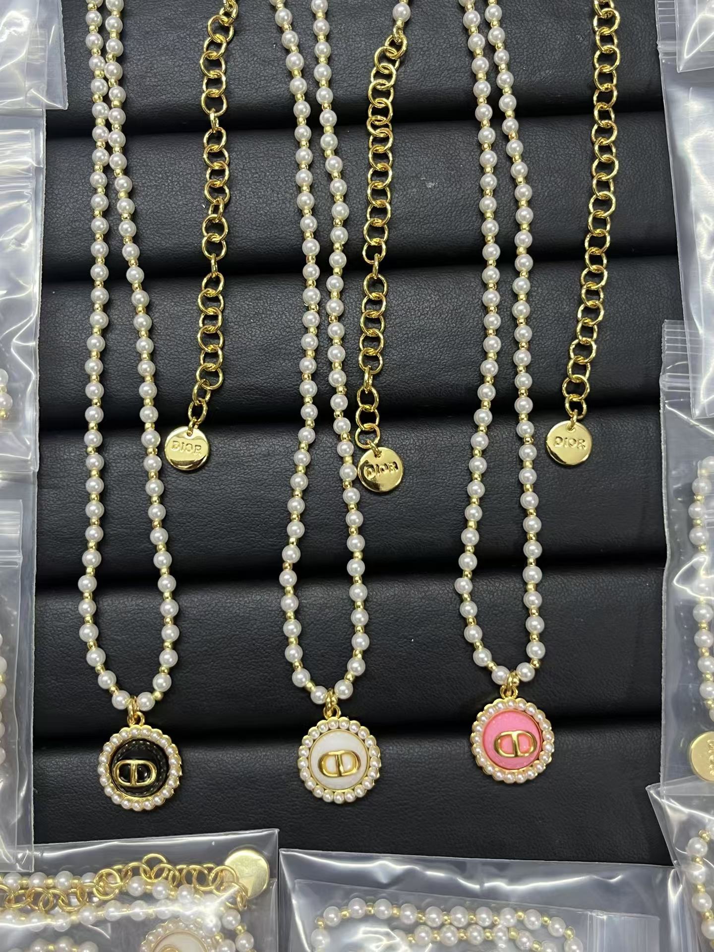 Replica Dior CD Pendant Pearl Necklace