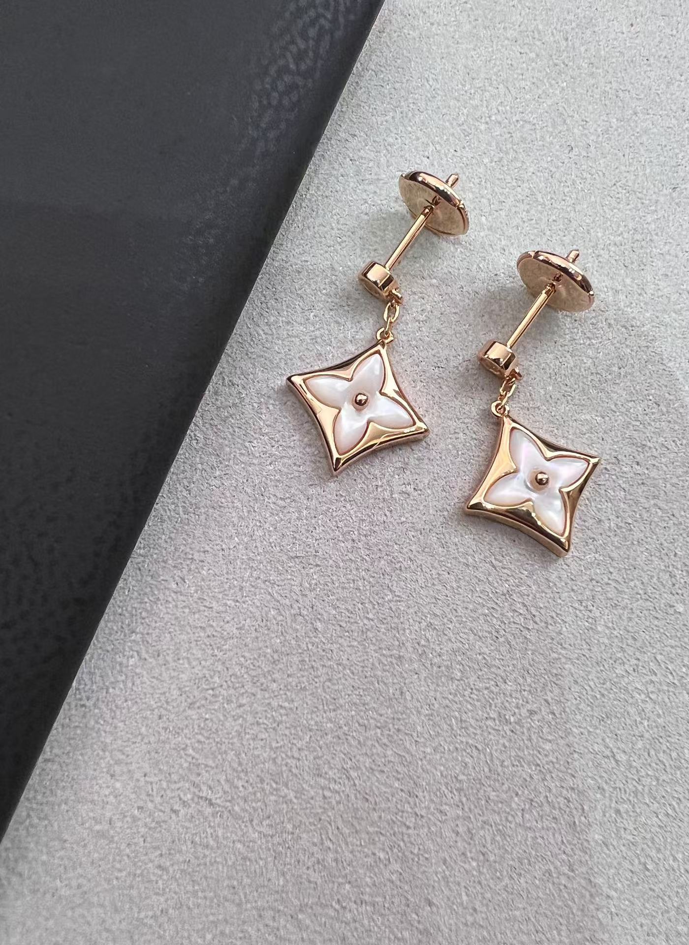 Replica Louis Vuitton Color Blossom BB Star Earring Studs