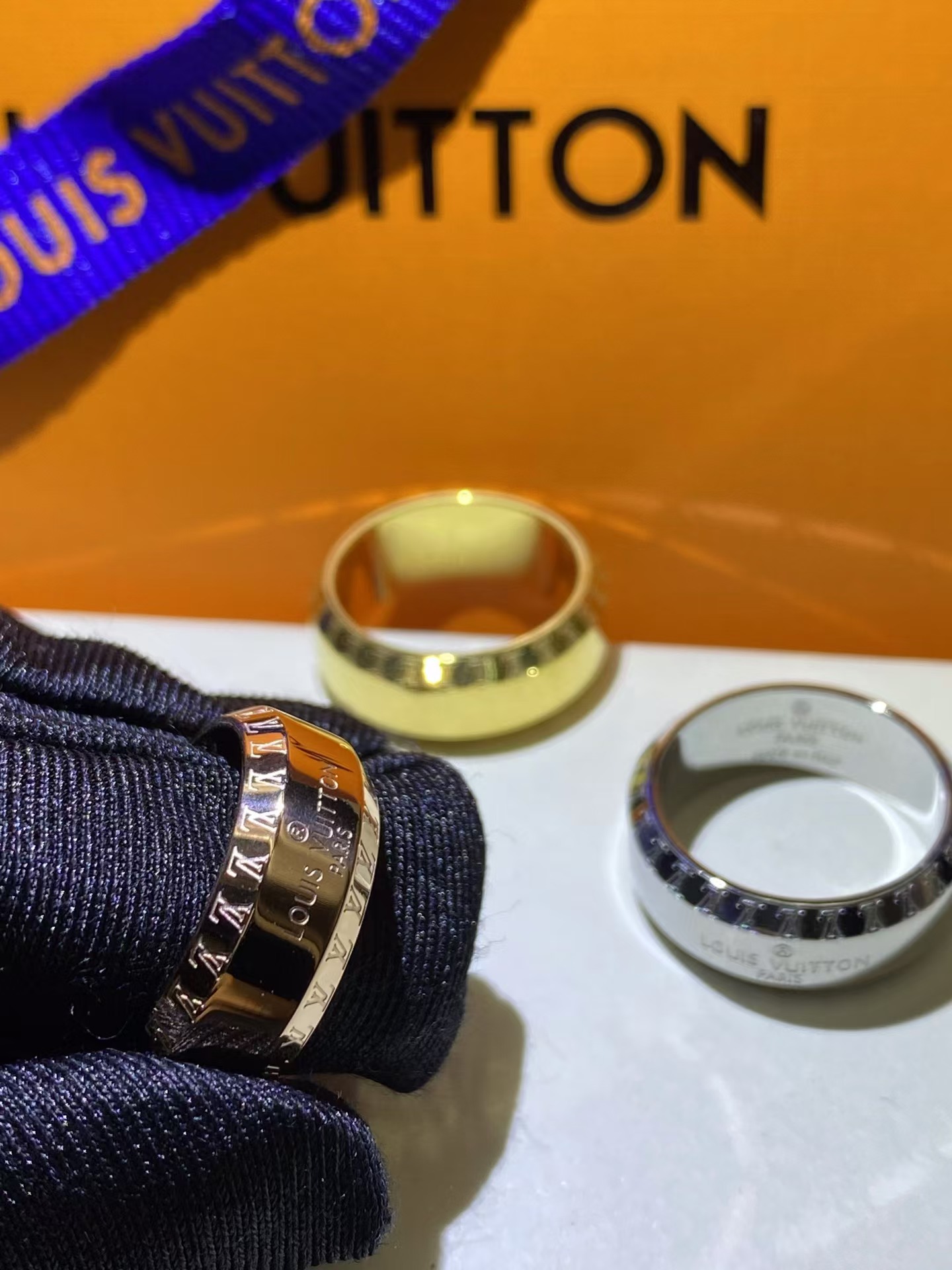 Replica Louis Vuitton Wide Ring for Men