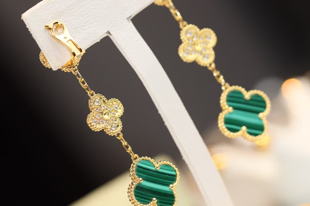 Replica Van Cleef & Arpels Magic Alhambra Earrings 3 Motifs