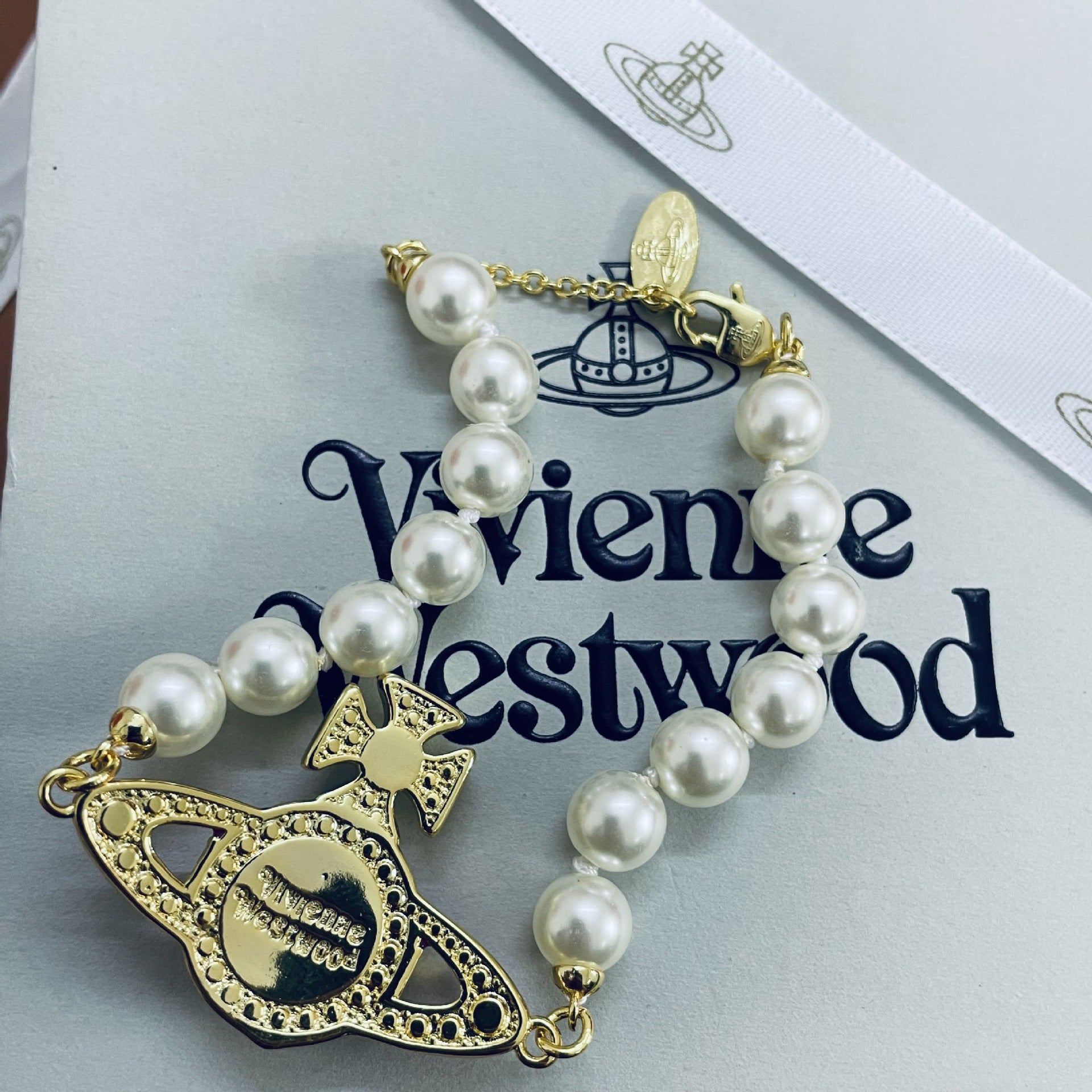 Replica Vivienne Westwood Enamel Diamond Saturn Bracelet