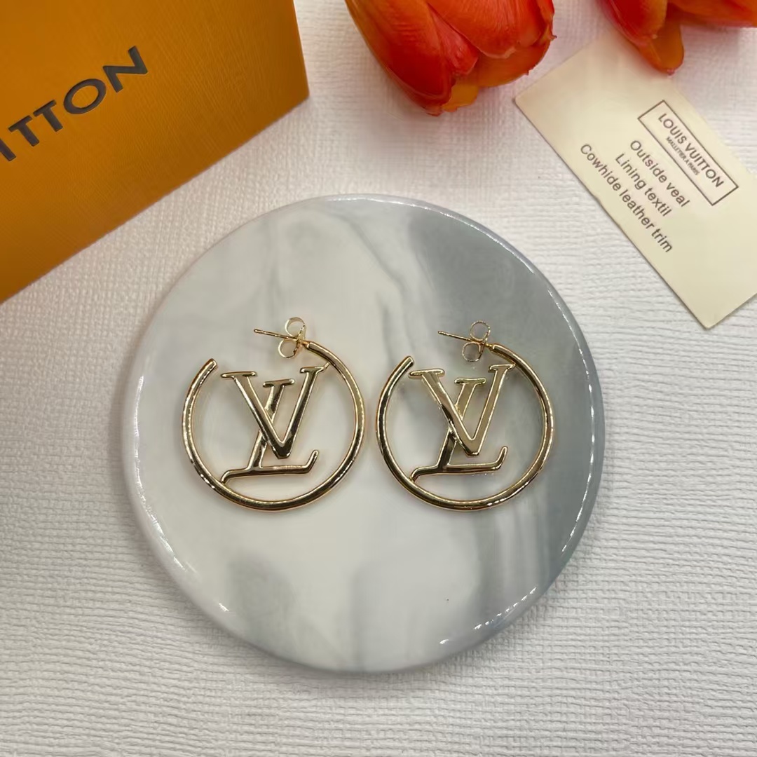 Replica Louis Vuitton Circle LV Letter Earrings