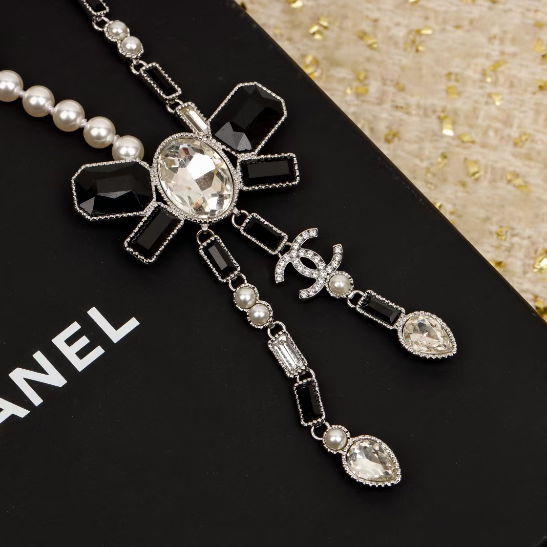 Replica Chanel Black Bow Knot Pendant Necklace