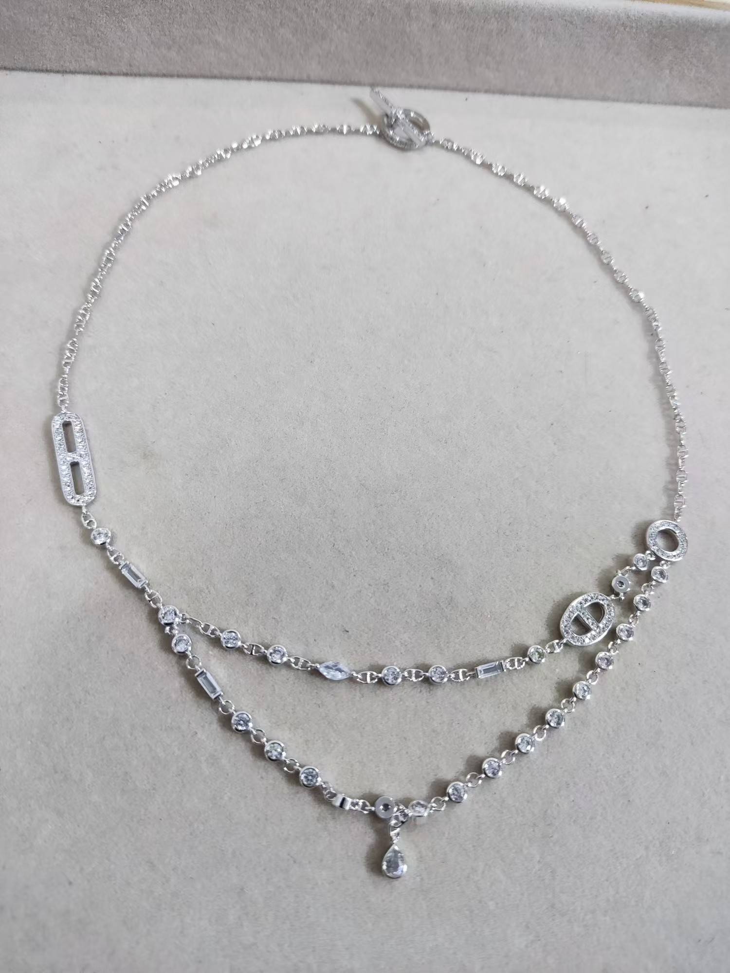 Replica Hermes Pig Nose Teardrop Diamond Pendant Necklace