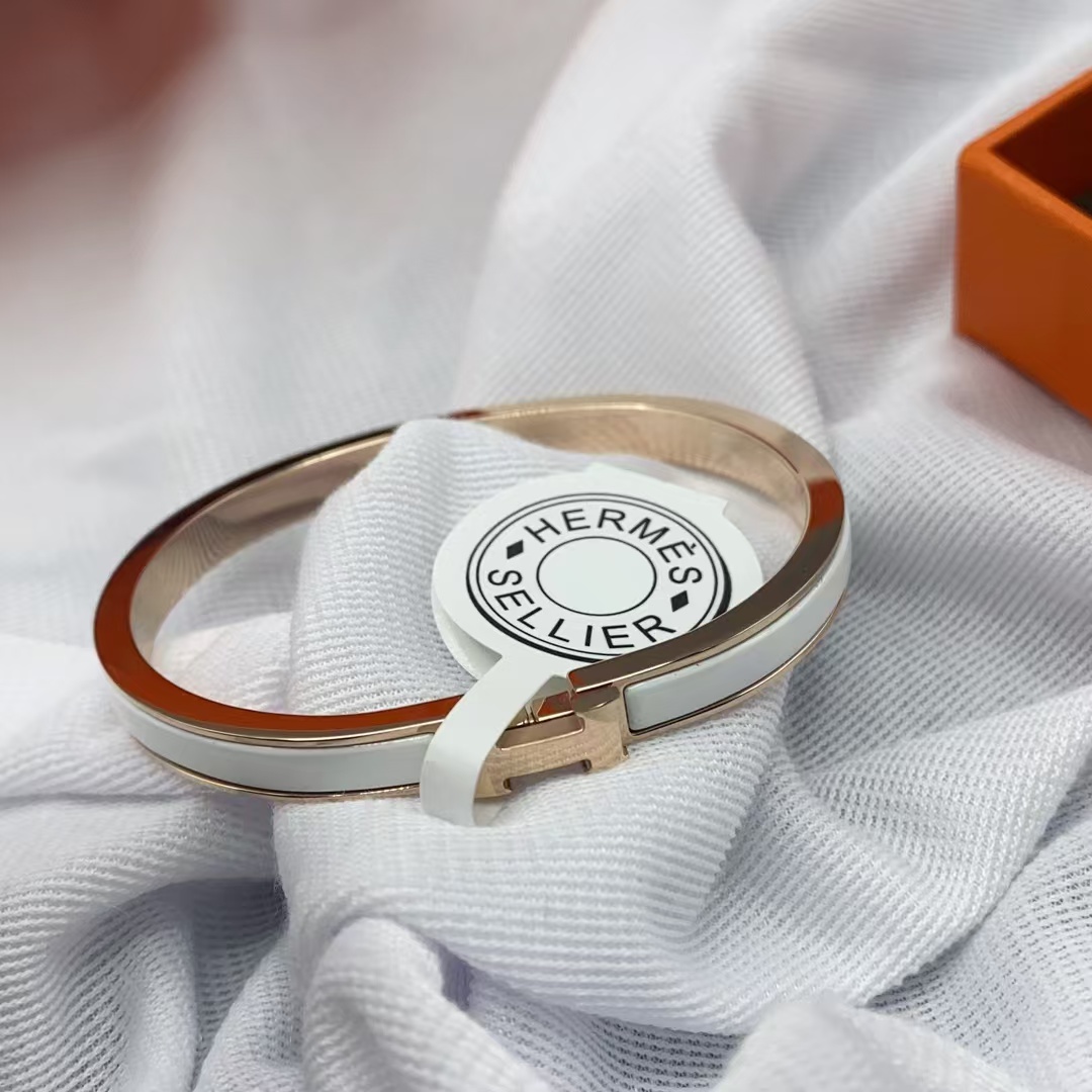 Replica Hermes H White Enamel Bracelet