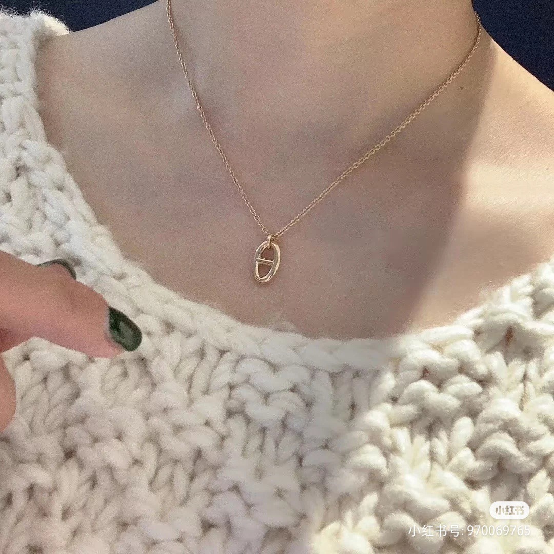Replica Hermes Pig Nose Pendant Necklace - No Diamond