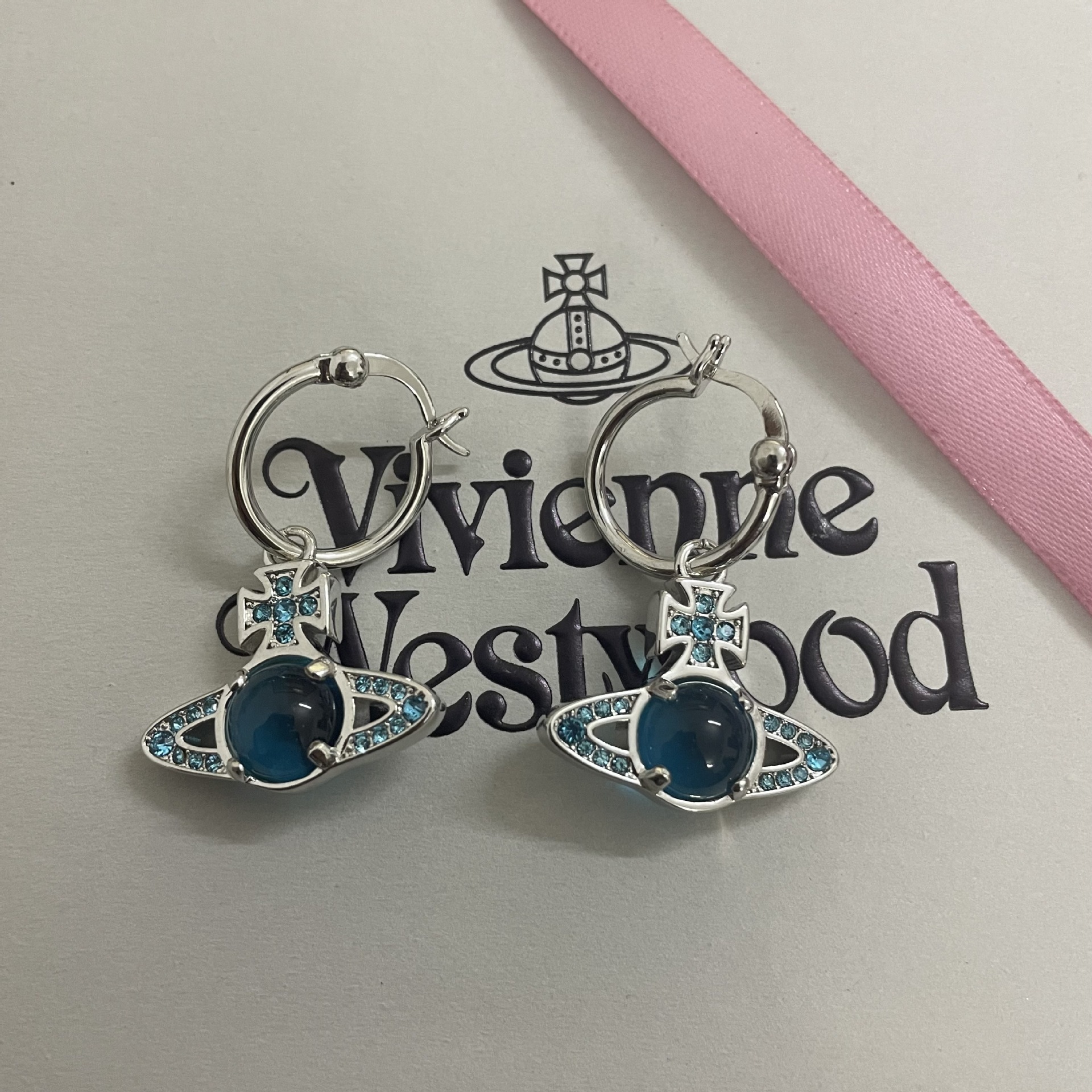Replica Vivienne Westwood Blue Green Lucky Bead Saturn Earrings