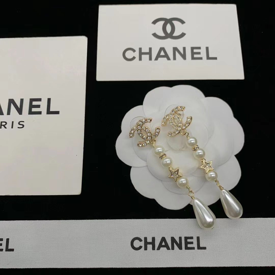 Replica Chanel Teardrop Pearl Tassel Earrings