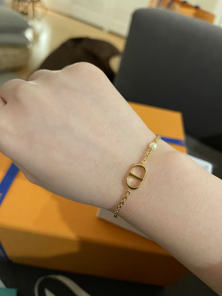 Replica Dior Minimalistic CD Bracelet