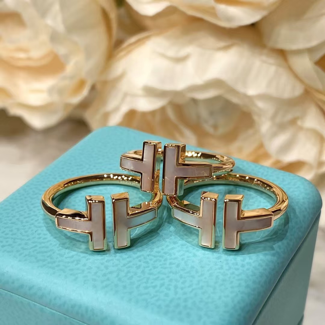 Replica Tiffany Mother of Pearl Double T Ring