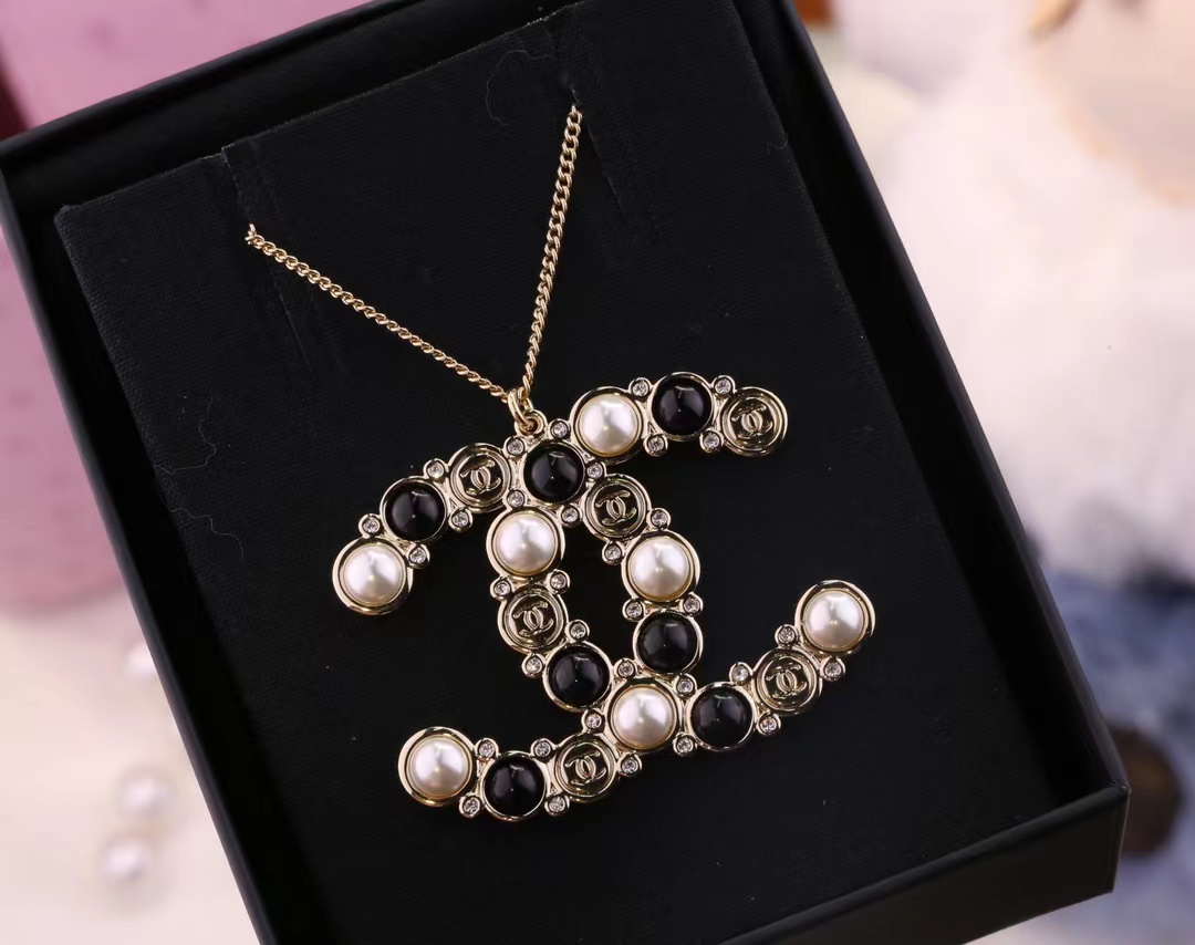 Replica Chanel Big Double C Pendant Sweater Necklace