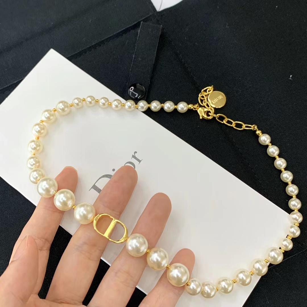 Replica Dior CD Pendant Pearl Choker Necklace