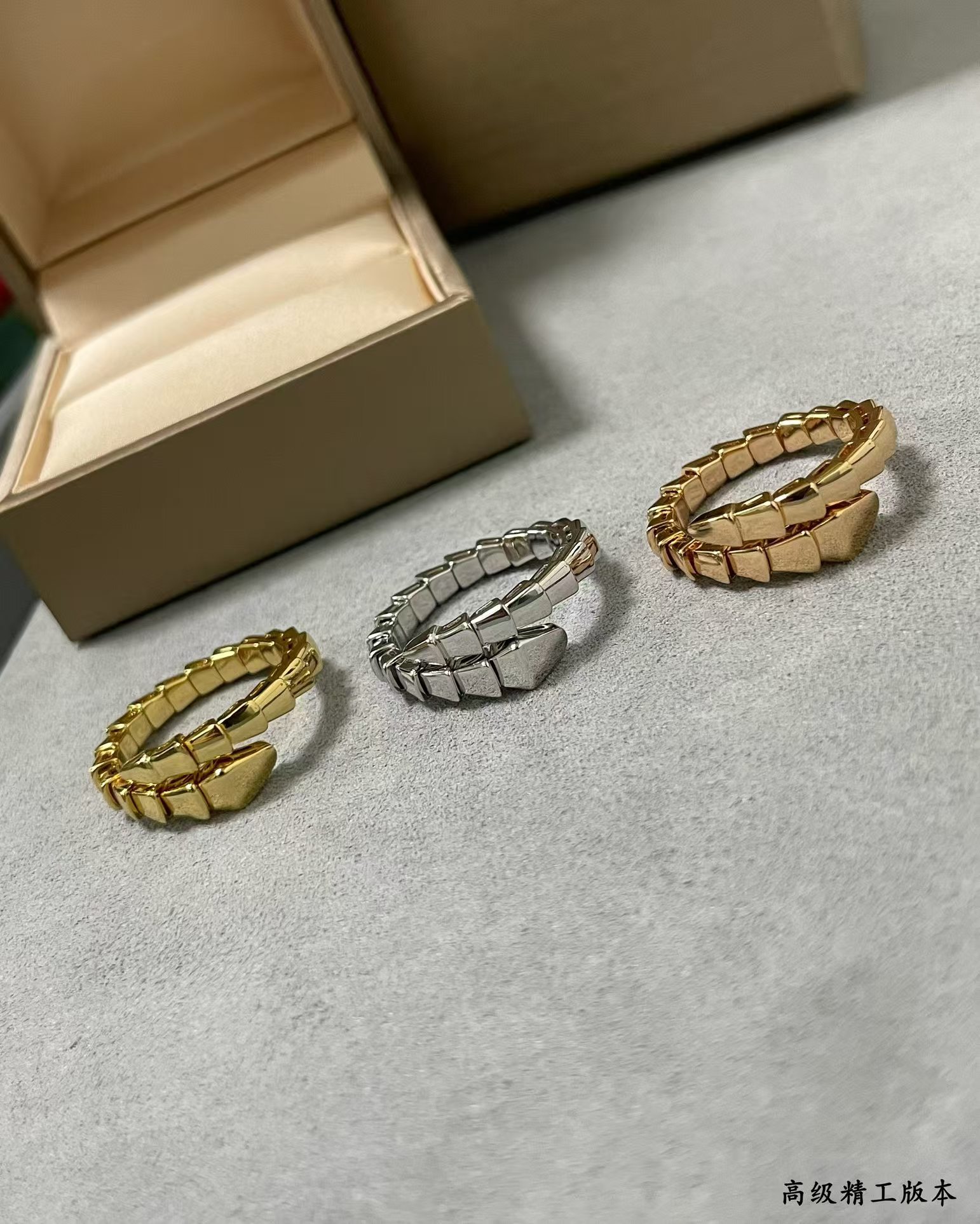 Replica Bvlgari Serpenti Viper Ring