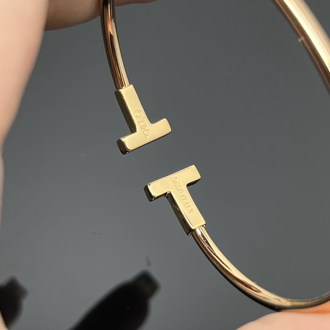 Replica Tiffany Double T Bangle