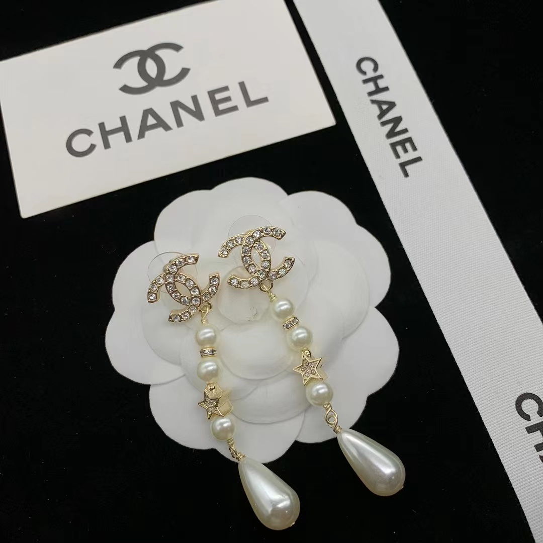 Replica Chanel Teardrop Pearl Tassel Earrings