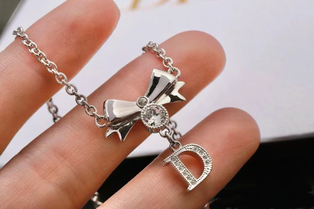 Replica Dior Bow Letter D Pendant Necklace
