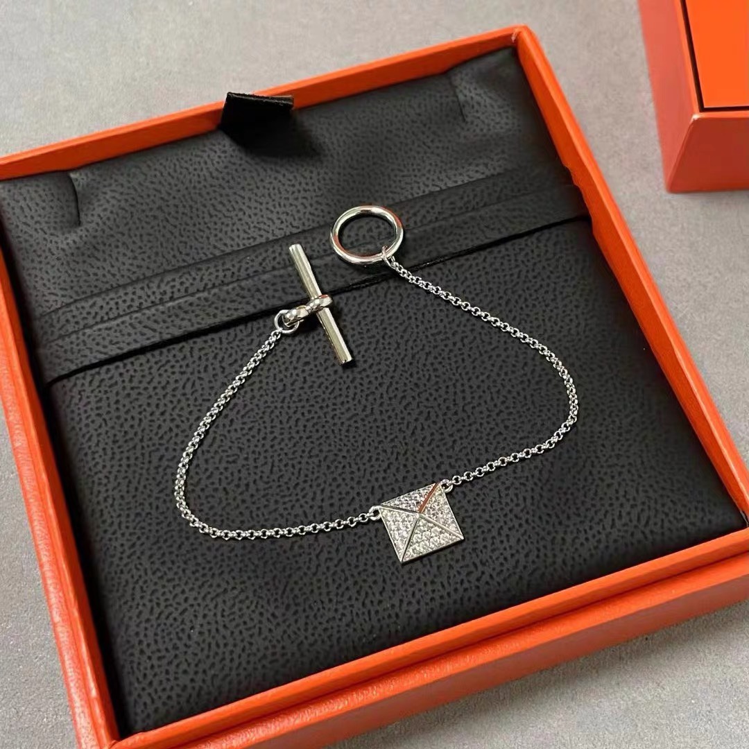 Replica Hermes Square Rivet Bracelet